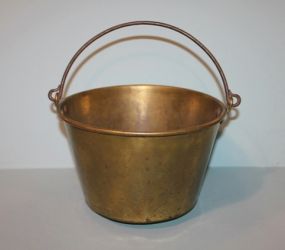 Brass Pot with Handle Description