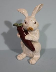 Ceramic White Rabbit Description