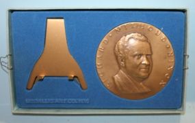 Richard Nixon Commemorative Inaugural Coin Description
