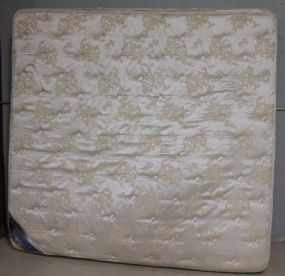 Serta King Size Mattress Description