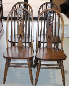 Set of Four Windsor Style Contemporary Oak Chairs Description