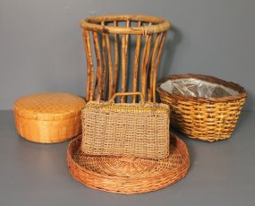 Set of Five Baskets Description