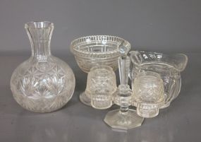 Group of Various Glass Items Description