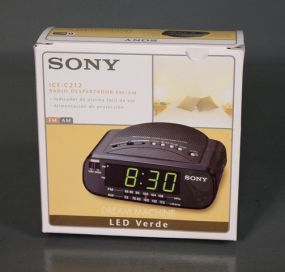 Sony FM/AM Clock Radio Description