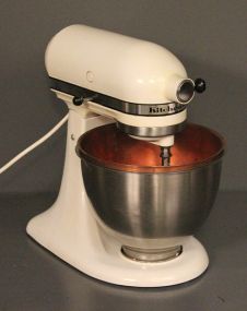 White Kitchen Aid Stand Mixer Description