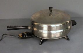Farberware Stainless Steel Electric Frying Pan Description