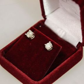 1.01ct Diamond Solitaire Earrings