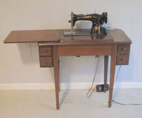 Singer Sewing Machine Description