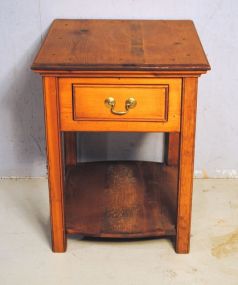 End Table with Single Drawer Description