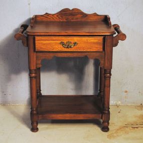 Kitchen Side Table Description