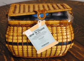 Woven Basket with Lid Description