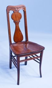 c1900 Walnut Ladies Carved Vanity/Desk Chair