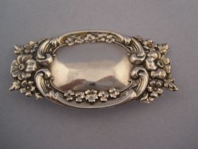 Sterling Broach with pretty floral design.