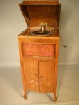 Tiger Oak Victrola