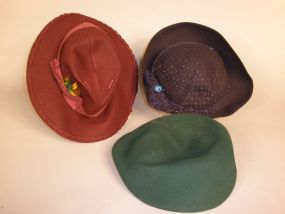 3 Vintage Ladies Hats