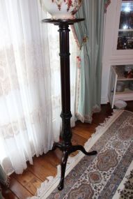 Early Mahogany Columned Acanthus Pedestal