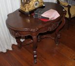 Victorian Walnut Turtle Top Table