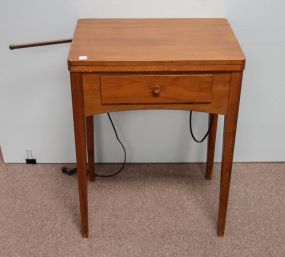 Singer Sewing Machine in Walnut Stand