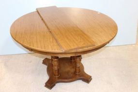 Round Top Dining Table with Leaf