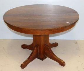 Early 1900's Oak Dining Table with Two Leaves
