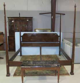 King Size Henkle Harris Mahogany Four Poster Bed From the Virginia Galleries Collection with Rails