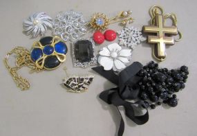 Group Lot of Costume Jewelry Necklaces, Brooches, and Earrings