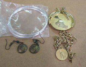 Assortment of Jewelry Pieces