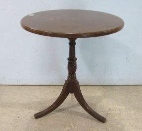 Round Pedestal Lamp Table