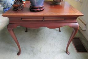Contemparary Queen Anne Style Side Table