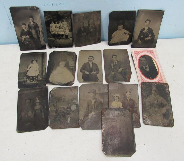 0803 16 Antique Tin Type Photos - October Online Auction 2018