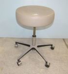 Clamshell Medicial Rolling Stool