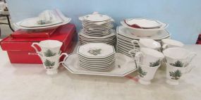 Nikko Classic Collection Christmas China Set