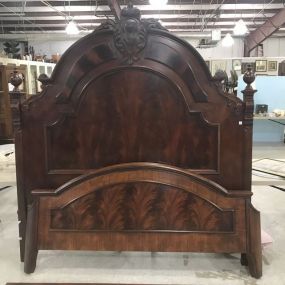 Henredon Victorian Style King Size Bed