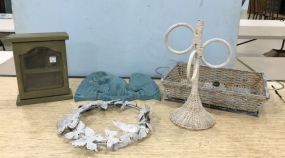 Group of Decorative items