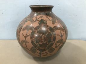 Mata Ortiz Hand Made Pot