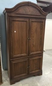 Riverside Furniture Company Entertainment Cabinet