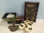 Assorted Decorative Pieces