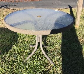 Modern Outdoor Round Table