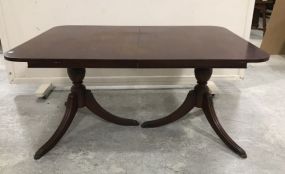 Vintage Mahogany Duncan Phyfe Dinning Table