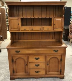 Empire Furniture Co. Maple Early American Style Hutch