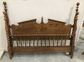 Ethan Allen Maple Early American Style Mini Post Queen Bed