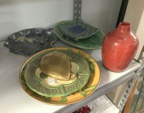 Modern Ceramic and Pottery Plates and Vase