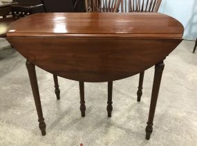Pennsylvania House Colonial Style Drop Leaf Dining Table