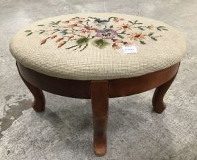 Vintage Queen Anne Foot Stool