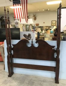Universal Furniture Co. Antique Reproduction Cherry Wheat Four Poster Bed