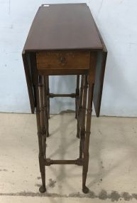 Small Antique Drop Leaf Gate Leg Table