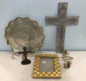 Assorted Decorative Pieces