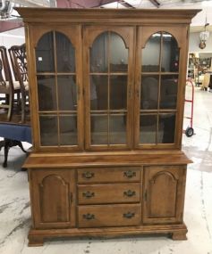Ethan Allen Early American Style Maple China Cabinet