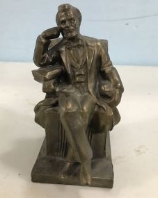 Cast Metal of Abraham Lincoln Statue