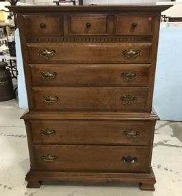 Vintage Early American Style Chest of Drawers